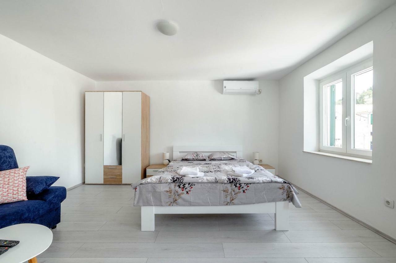 Apartments Nada Tribalj 外观 照片