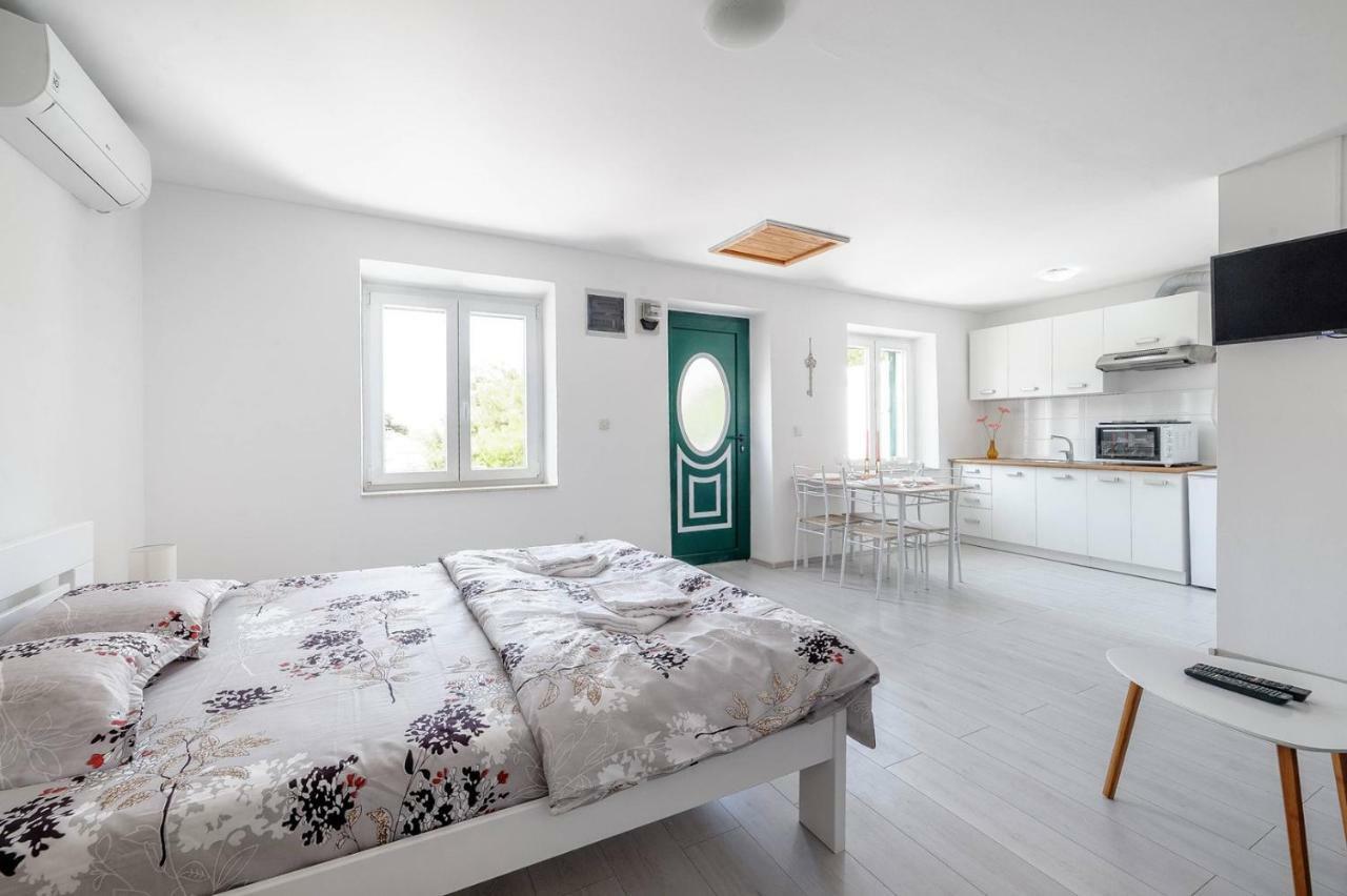 Apartments Nada Tribalj 外观 照片