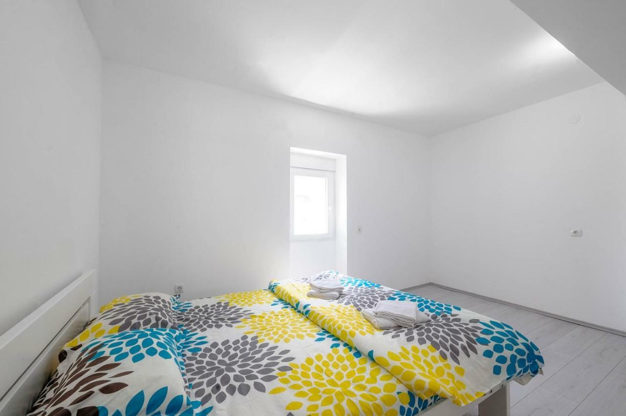 Apartments Nada Tribalj 外观 照片