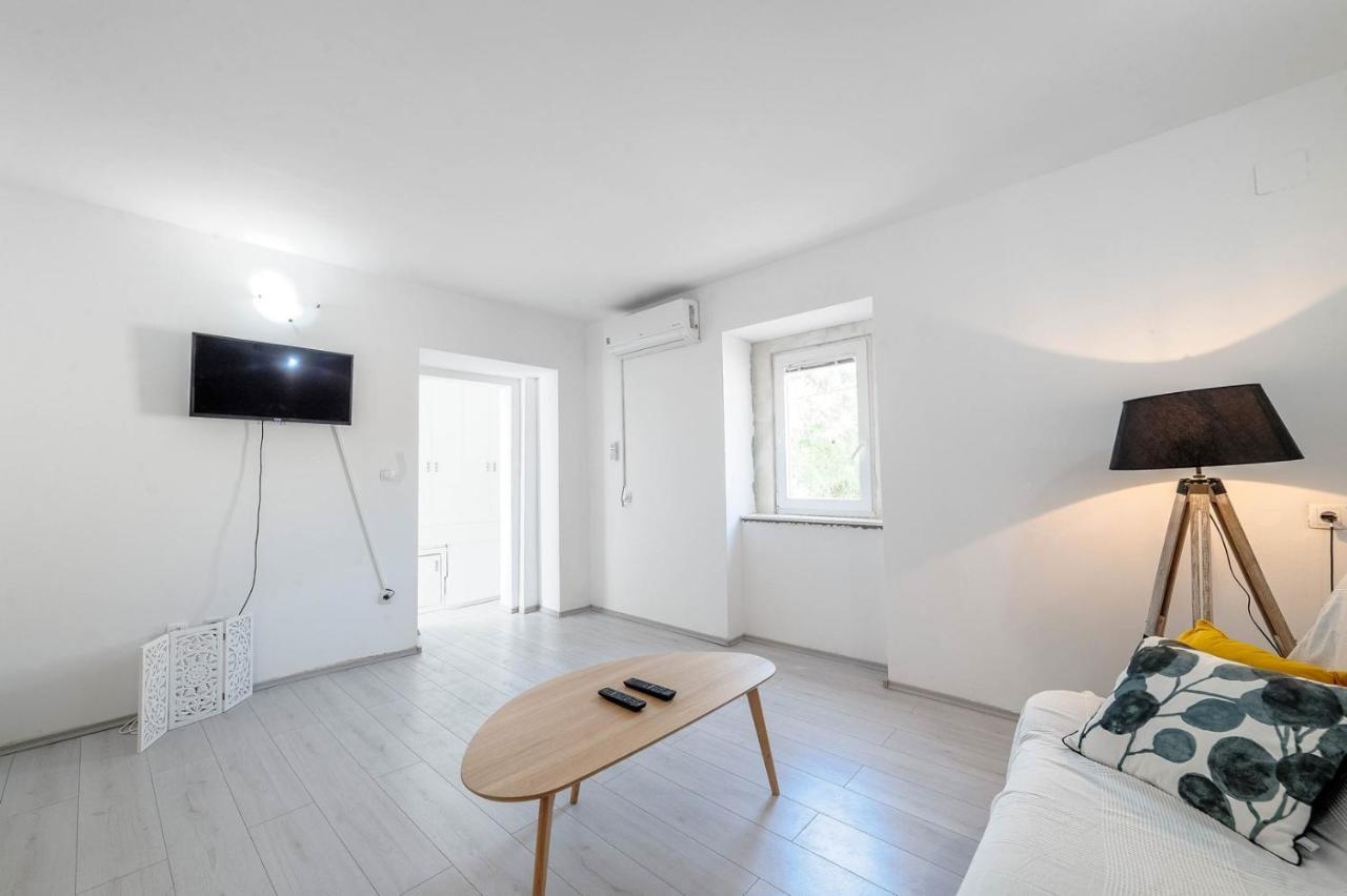 Apartments Nada Tribalj 外观 照片